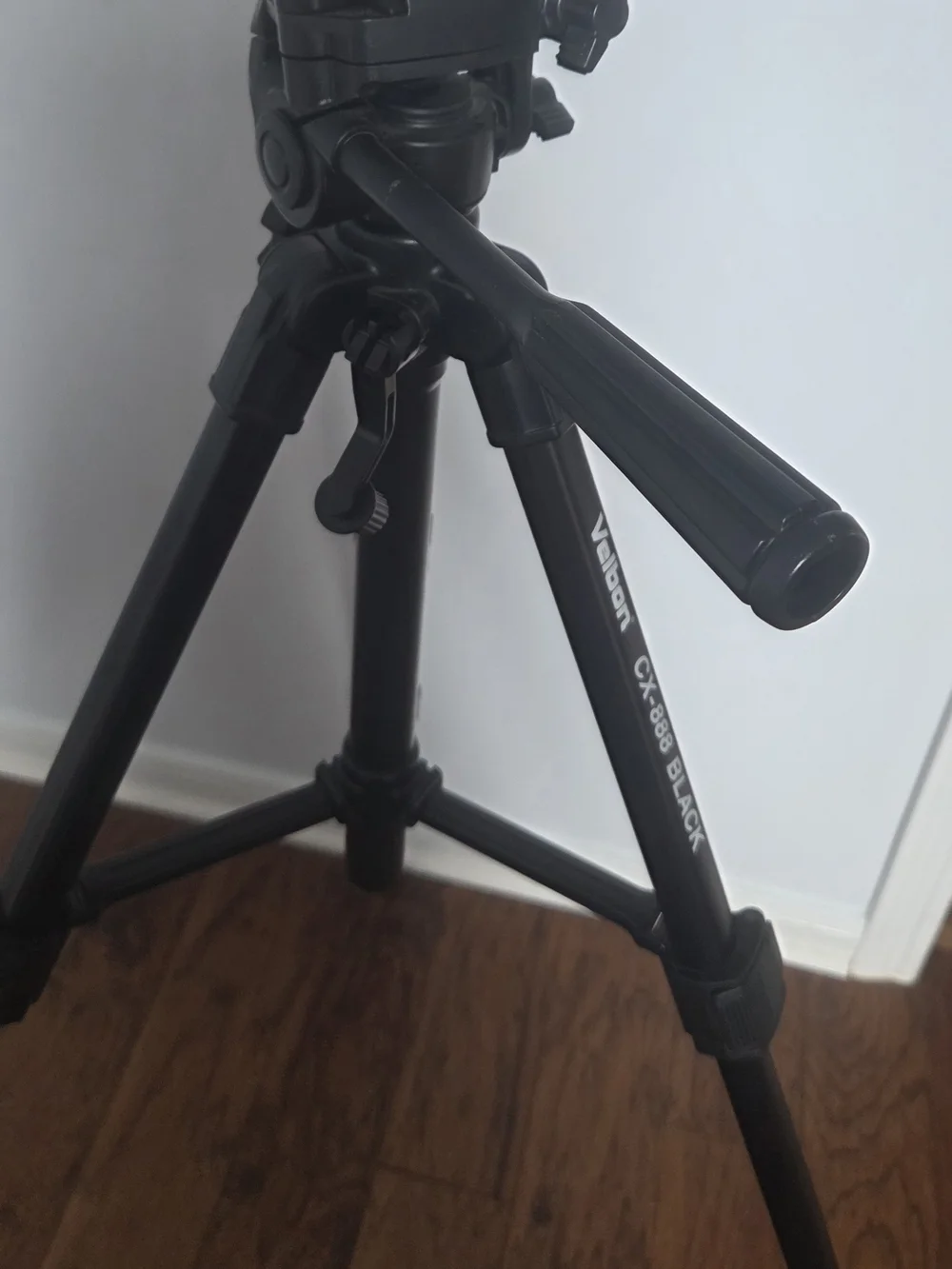 Velbon CX-888 Black Aluminum Camera Tripod.